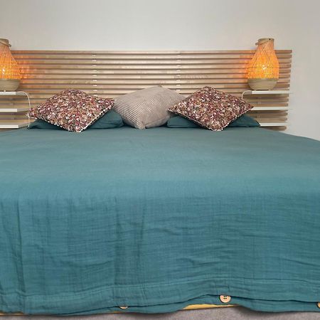 Chambre De Hote Sally Andernos-les-Bains Bagian luar foto
